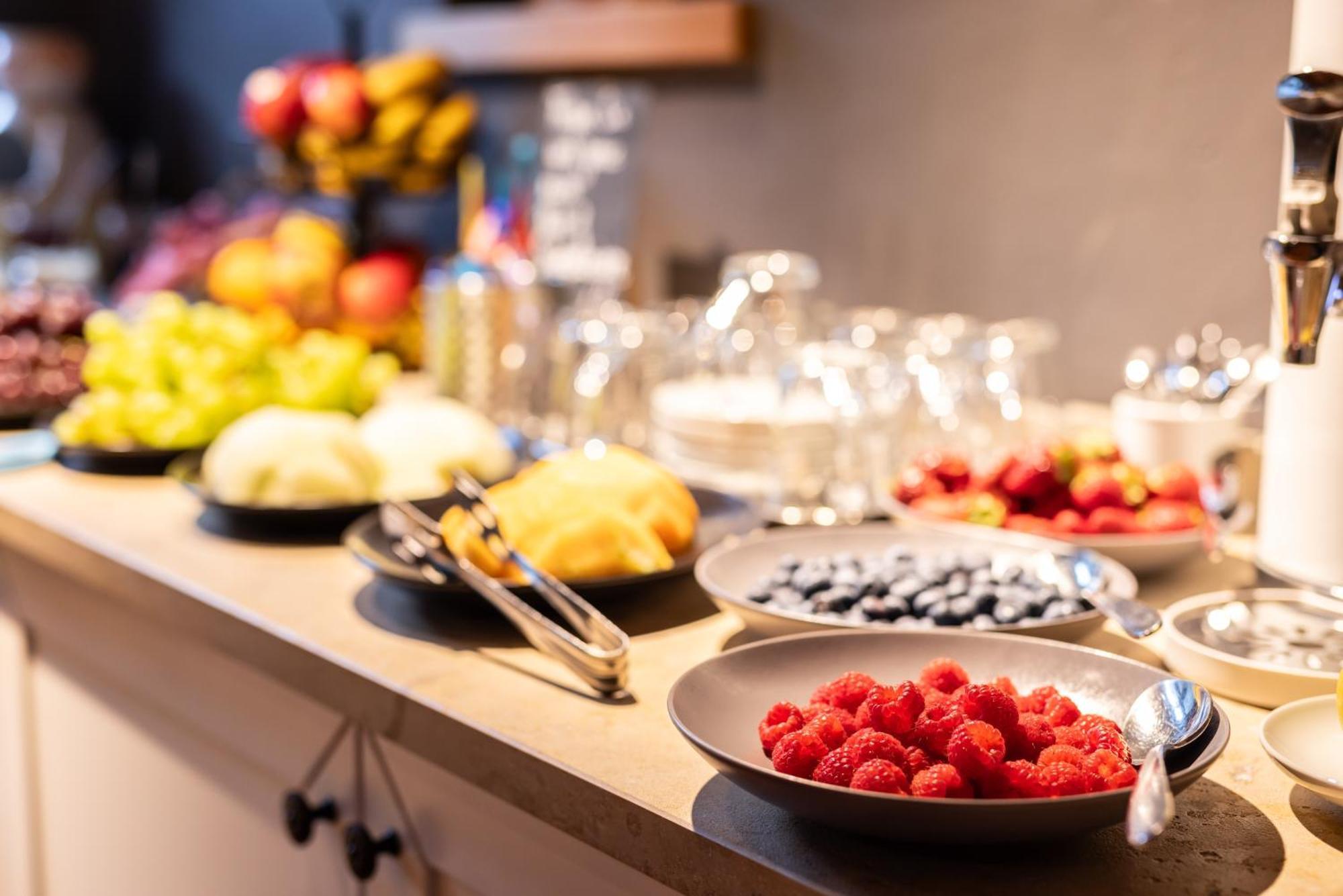 Landkomforthotel Panorama & Restaurant Bella Vista ガルミッシュ・パルテンキルヒェン エクステリア 写真